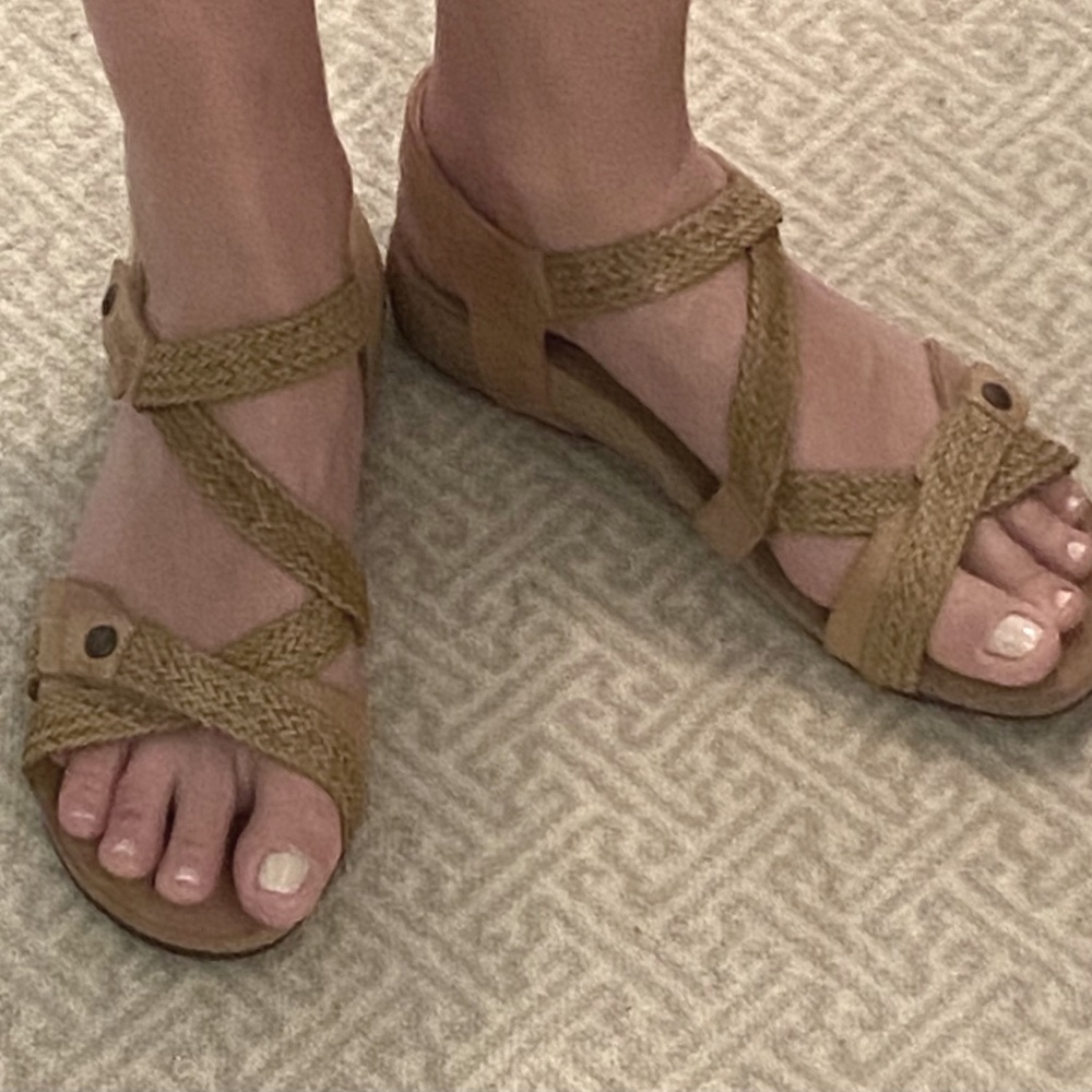 TAOS Trulie Sandals 41 10 Camel